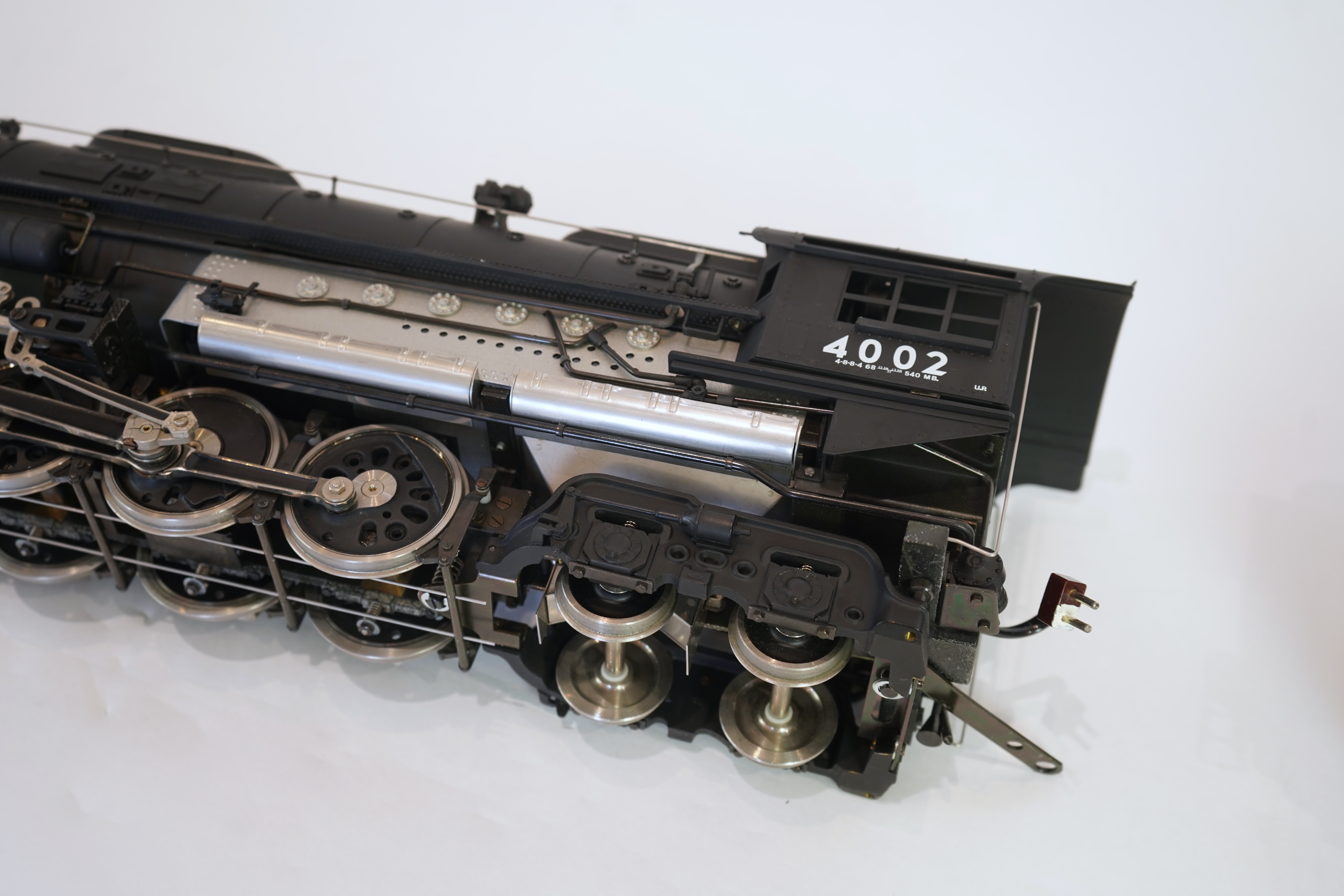 A Gauge One Aster Hobbies Union Pacific Big Boy, 4-8-8-4 tender locomotive, 4002, the electric version, together with plywood flight case bearing the original Aster labels for the live steam version.